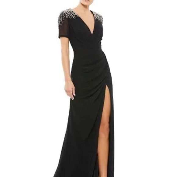 Mac Duggal Ruched V-Neck Gown size 16 NWOT - Picture 9 of 10
